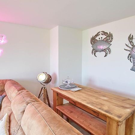 Host & Stay - The Cinder Track Hideaway Whitby Exterior foto